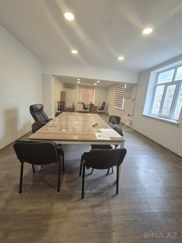 Сдается 3-комн. офис 100 м², м. Азадлыг проспекти, photo 1 from 8