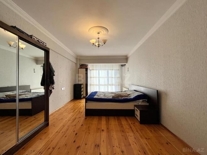 Продаётся 2-комн. вторичка 114 м², м. Кара Караев, photo 7 from 16