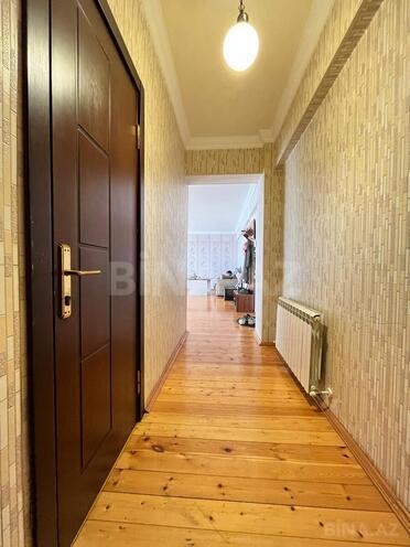 Продаётся 2-комн. вторичка 114 м², м. Кара Караев, photo 6 from 16