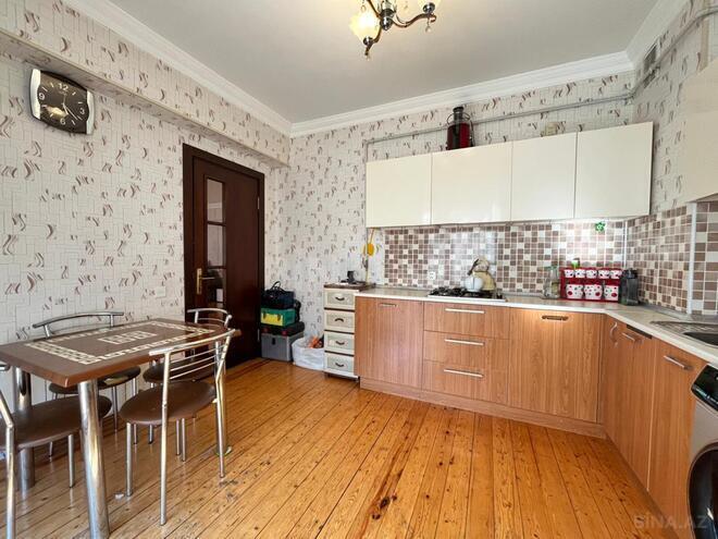 Продаётся 2-комн. вторичка 114 м², м. Кара Караев, photo 9 from 16