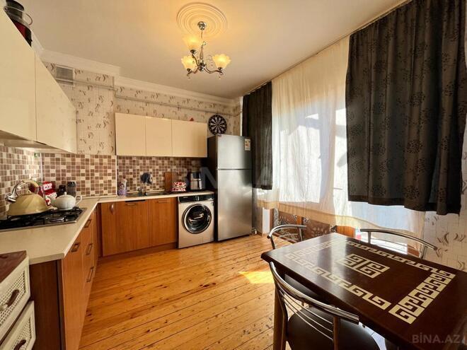 Продаётся 2-комн. вторичка 114 м², м. Кара Караев, photo 10 from 16