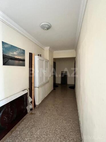Продаётся 2-комн. вторичка 114 м², м. Кара Караев, photo 13 from 16