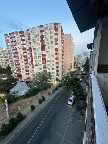 Продается 1-комн. вторичка 35 м², м. Нефтчиляр, photo 11 from 22