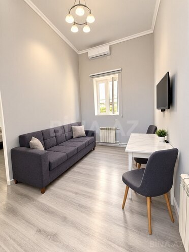 İcarəyə verilir 2 otaqlı köhnə tikili 45 m², Nizami m., photo 1 from 7