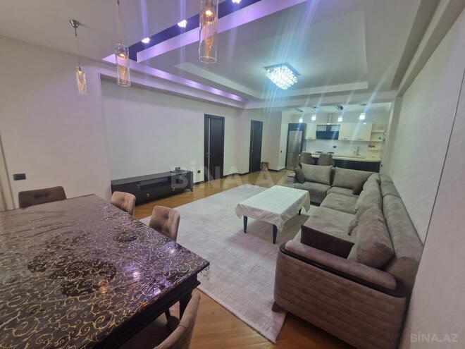 Сдается 3-комн. новостройка 114 м², м. Кара Караев, photo 3 from 15