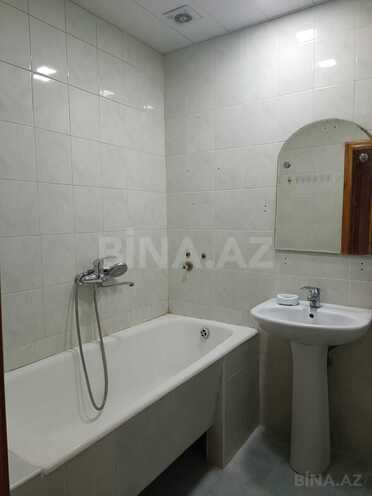 Продаётся 3-комн. вторичка 80 м², м. Ази Асланов, photo 12 from 18