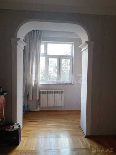 Продаётся 3-комн. вторичка 80 м², м. Ази Асланов, photo 1 from 18