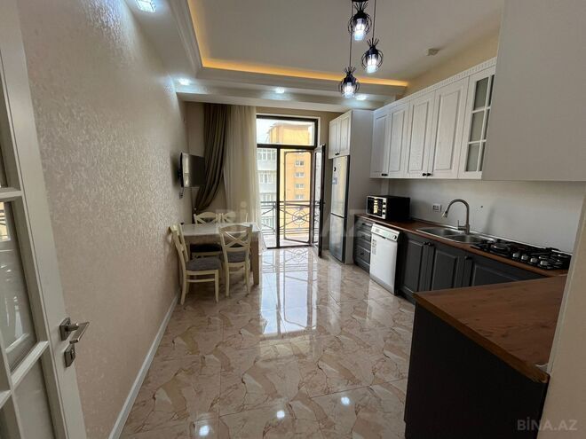 Сдаётся 3-комн. новостройка 137 м², Насиминский  р., photo 13 from 18