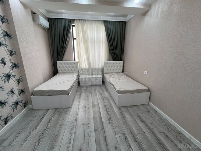Сдаётся 3-комн. новостройка 137 м², Насиминский  р., photo 11 from 18