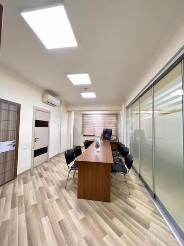 Сдаётся 12-комн. офис 400 м², м. Элмляр Академиясы, photo 9 from 21