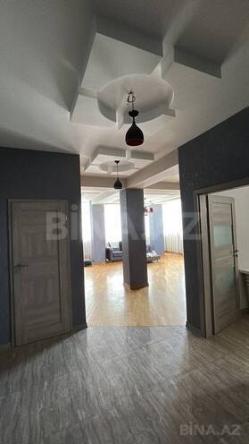 Продаётся 3-комн. новостройка 130 м², м. Кара Караев, photo 5 from 8
