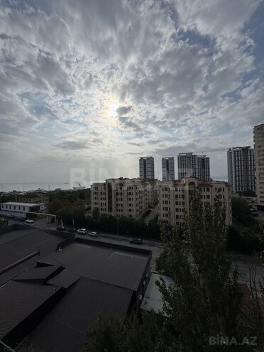 Продаётся 3-комн. вторичка 80 м², пос. Ахмедлы, photo 1 from 18