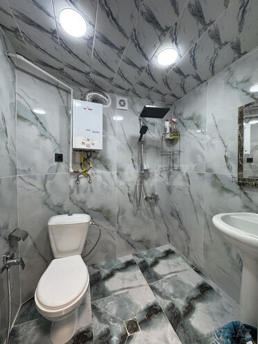 Продается 2-комн. вторичка 38 м², м. Иншаатчылар, photo 8 from 9