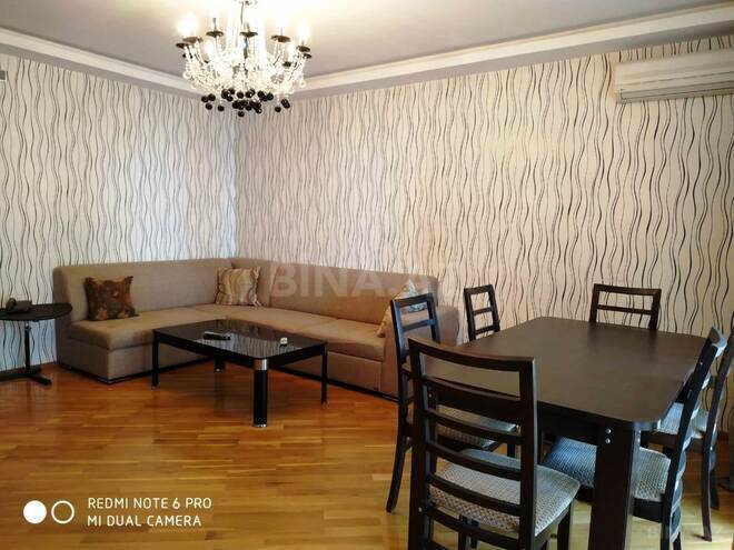 Сдаётся 2-комн. вторичка 60 м², м. Ичеришехер, photo 4 from 19
