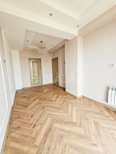 Продается 4-комн. новостройка 129 м², м. Низами, photo 6 from 19