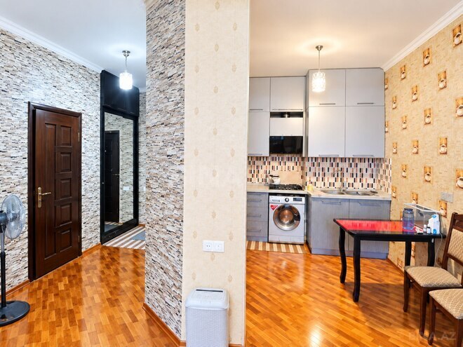 Продается 2-комн. новостройка 67 м², м. Кара Караев, photo 4 from 27