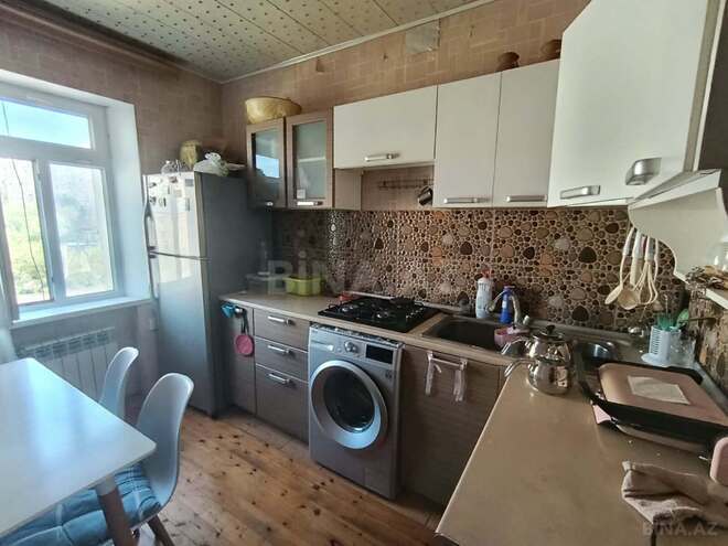 Satılır 2 otaqlı köhnə tikili 55 m², Xalqlar Dostluğu m., photo 18 from 20