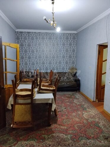 İcarəyə verilir 4 otaqlı həyət evi/bağ evi 130 m², İnşaatçılar m., photo 1 from 13