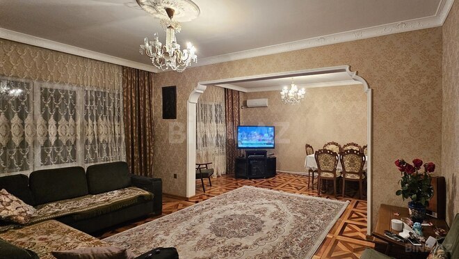 Satılır 5 otaqlı köhnə tikili 120 m², Həzi Aslanov m., photo 1 from 13