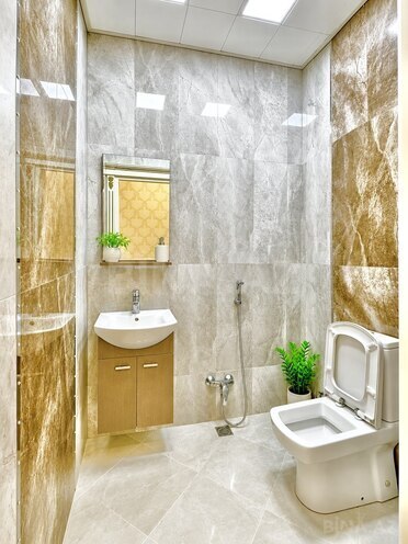 Satılır 3 otaqlı yeni tikili 160 m², Qara Qarayev m., photo 17 from 21