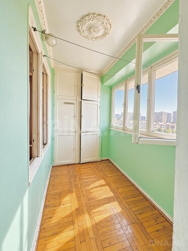 Satılır 3 otaqlı köhnə tikili 75 m², Qara Qarayev m., photo 5 from 16
