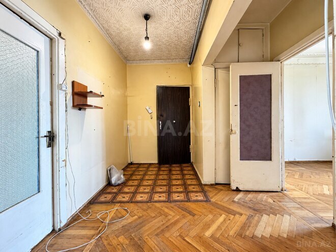 Satılır 3 otaqlı köhnə tikili 75 m², Qara Qarayev m., photo 13 from 16