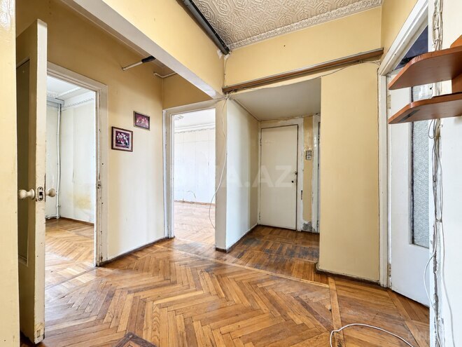 Satılır 3 otaqlı köhnə tikili 75 m², Qara Qarayev m., photo 12 from 16