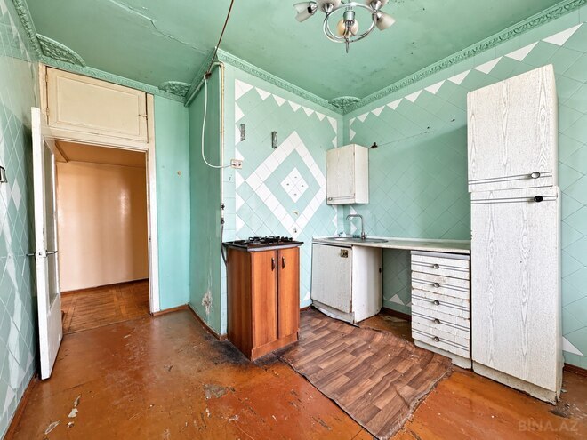 Satılır 3 otaqlı köhnə tikili 75 m², Qara Qarayev m., photo 10 from 16