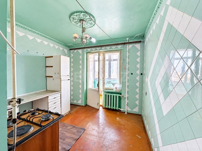Satılır 3 otaqlı köhnə tikili 75 m², Qara Qarayev m., photo 8 from 16