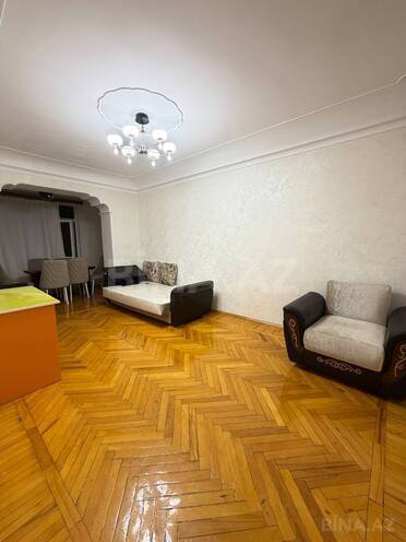 Сдаётся 3-комн. вторичка 100 м², м. Элмляр Академиясы, photo 9 from 12