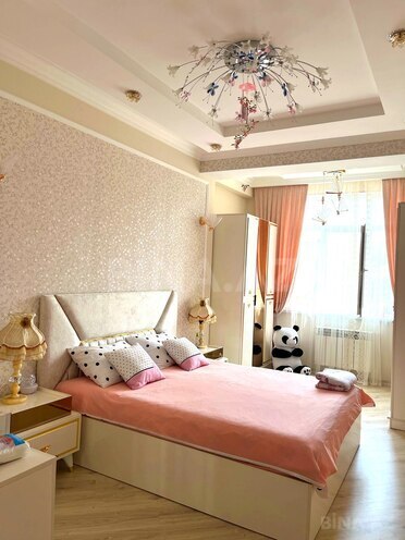 Продается 3-комн. новостройка 108 м², м. Кара Караев, photo 10 from 32