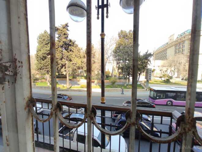 İcarəyə verilir 4 otaqlı köhnə tikili 160 m², İçəri Şəhər m., photo 19 from 22