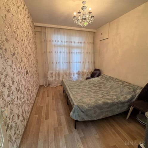 Продается 3-комн. новостройка 96 м², м. Кара Караев, photo 1 from 13