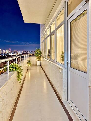 Продается 3-комн. новостройка 152 м², м. Кара Караев, photo 10 from 21