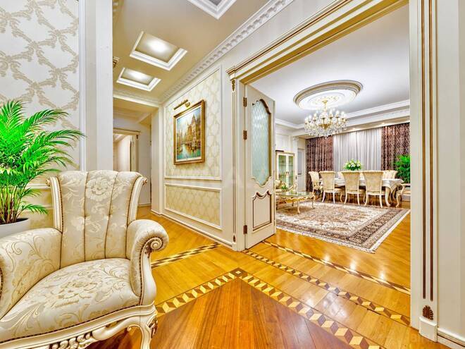 Продается 3-комн. новостройка 152 м², м. Кара Караев, photo 14 from 21