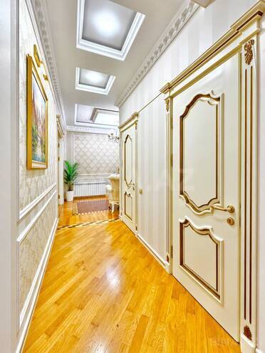Продается 3-комн. новостройка 152 м², м. Кара Караев, photo 13 from 21