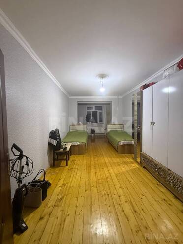 Продается 2-комн. вторичка 60 м², м. Ази Асланов, photo 5 from 10