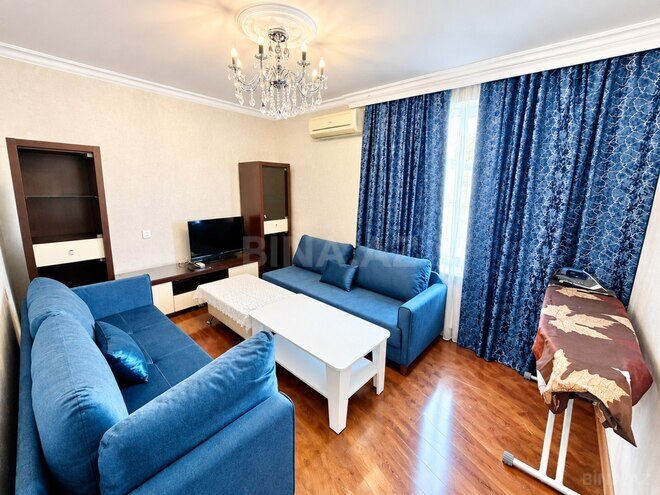 Продается 2-комн. вторичка 36 м², пос. Бакиханова, photo 1 from 25
