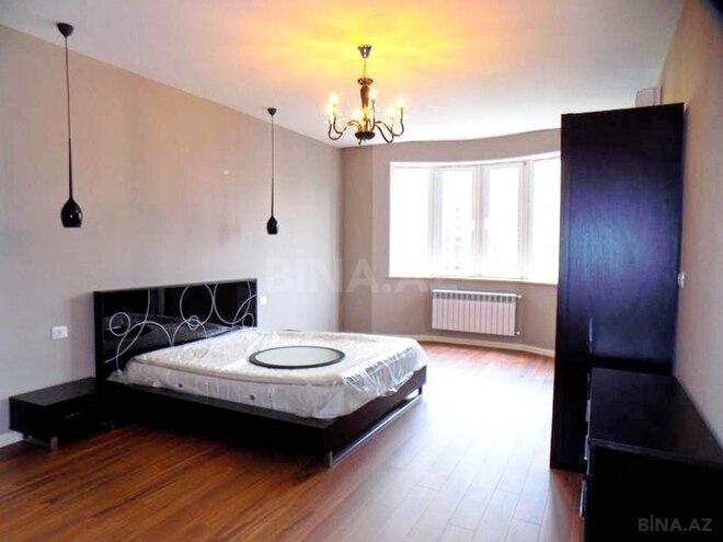 İcarəyə verilir 4 otaqlı yeni tikili 200 m², 28 May m., photo 3 from 23