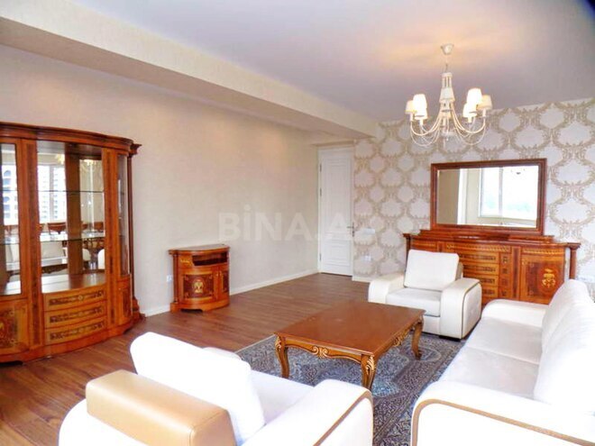 İcarəyə verilir 4 otaqlı yeni tikili 200 m², 28 May m., photo 9 from 23