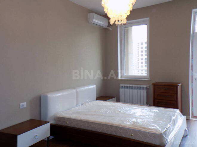 İcarəyə verilir 4 otaqlı yeni tikili 200 m², 28 May m., photo 17 from 23