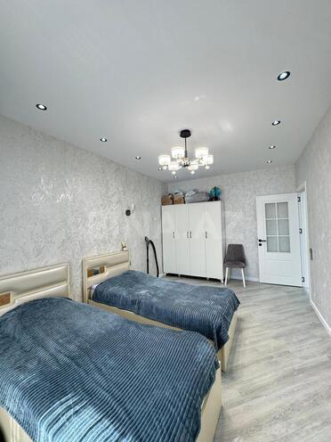 Продаётся 3-комн. вторичка 85 м², м. Ази Асланов, photo 9 from 13