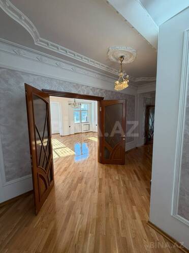 Продаётся 3-комн. новостройка 120 м², м. Нефтчиляр, photo 12 from 24