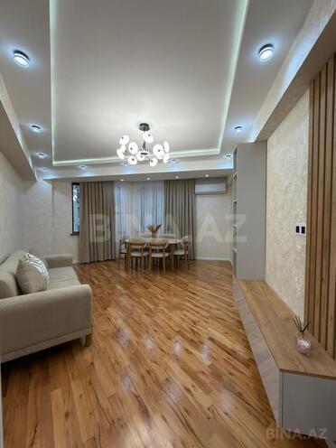 Продаётся 2-комн. новостройка 68 м², м. Ази Асланов, photo 1 from 11