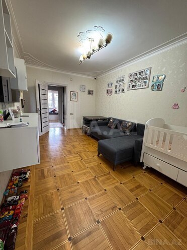 Продается 3-комн. вторичка 80 м², м. Элмляр Академиясы, photo 1 from 9