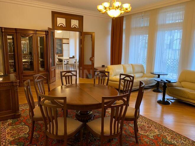Сдается 9-комн. дом/дача 650 м², м. Нефтчиляр, photo 8 from 27