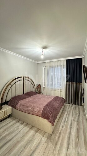 Satılır 3 otaqlı köhnə tikili 75 m², İnşaatçılar m., photo 15 from 19