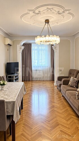 Сдается 2-комн. вторичка 60 м², м. Кара Караев, photo 1 from 7