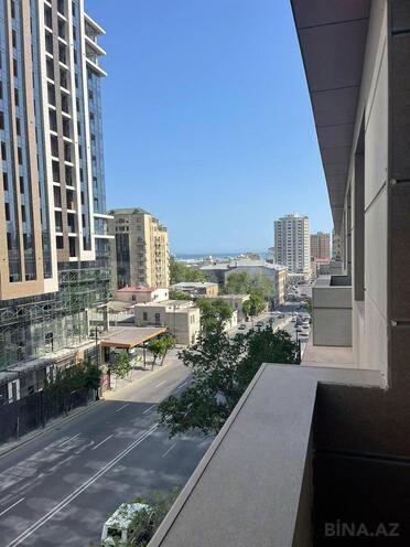 Продаётся 2-комн. новостройка 77 м², м. 28 мая, photo 1 from 12