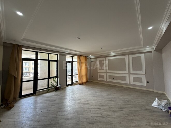 Продается 3-комн. новостройка 116 м², м. Кара Караев, photo 4 from 20